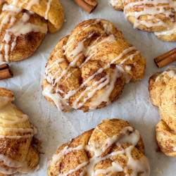 Sourdough Discard Cinnamon Sugar Knots