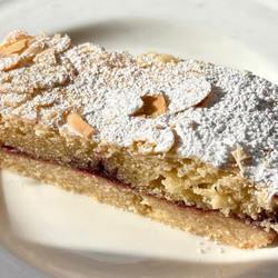 4-step Sweet And Nutty Cherry Bakewell Shortbread Recipe