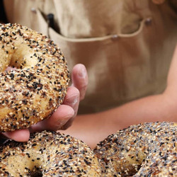 An Awesome &amp; Extremely Reliable Homemade Everything Bagel Recipe