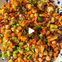 Hot honey halloumi salad