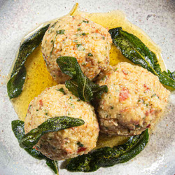 Canederli Di Pane (northern Italian Bread Dumplings)