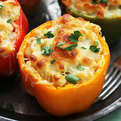 Mac &amp; Cheese Stuffed Peppers