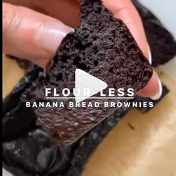 4-ingredient Flour-less Banana Bread Brownies
