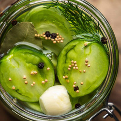 Pickled Green Tomatoes