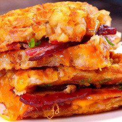 Tater Tot Grilled Cheese &amp; Bacon Waffle Sandwich