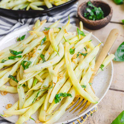 Wax Beans With Garlic &amp; Basil