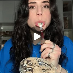 Cookies And Cream Protein Cookie Dough