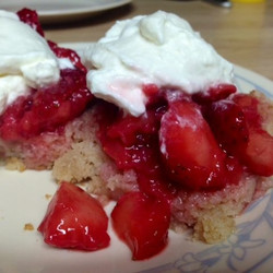 Moist Strawberry Shortcake (for A Large Group)