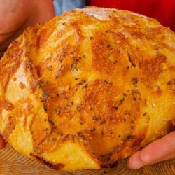 No Knead Market Style Cheese &amp; Herb Bread