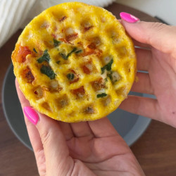 Easy Veggie Waffle Omelet