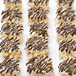Salt &amp; Pepper Popcorn Bars