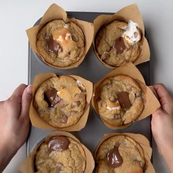 Chocolate Chip S’mores Cookie Cups