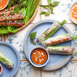 Nem Nướng Cuốn (vietnamese Grilled Pork Paste Rice Paper Rolls)