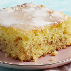Michelle's Honeybun Cake easy baking cake mix eggless must must