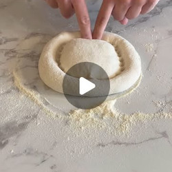 Estirar Pizza Estilo Napolitano