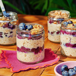 Blueberry Pie–inspired Overnight Oats