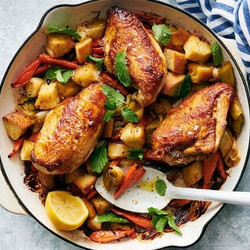 Skillet Chicken With Leeks And Carrots