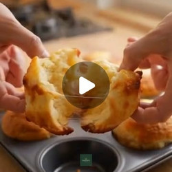 Savory Cheese And Oat Muffins