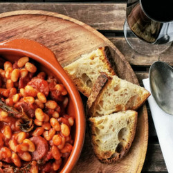 Spanischer Bohneneintopf Mit Chorizo – Fabada Asturiana