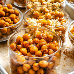 Crispy Roasted Chickpeas (8 Flavor Options)