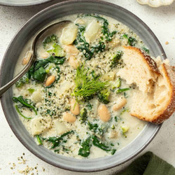 Creamy White Bean Soup With Spinach