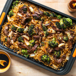 Sheet Pan Beef &amp; Broccoli With Crispy Noodles