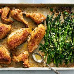 Lemon chicken with asparagus (NYT)