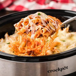 Slow Cooker Chicken Parmesan Pasta