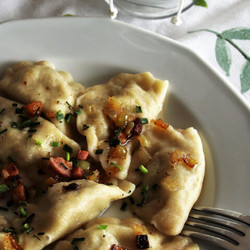 Polish Meat Pierogi With Beef &amp; Poultry