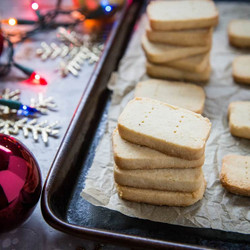3-ingredient Paleo Shortbread