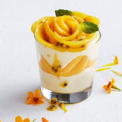 Cheat's Mango Cheesecake Dessert Cups easy dessert