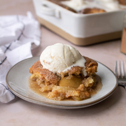 Snickerdoodle Apple Cobbler