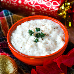 Easy Homemade Christmas Bread Sauce