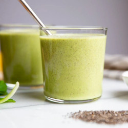 Low Sugar Simple Green Smoothie