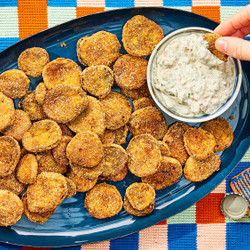 What's Better Than Fried Pickles? These Fried Pickles Dipped In Bacon-ranch