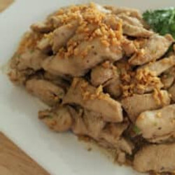 Garlic Pepper Chicken ไก่ผัดกระเทียม (gai Pad Gratiem)