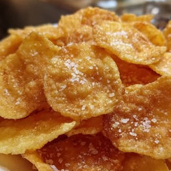 Crunchy Cottage Cheese Chips