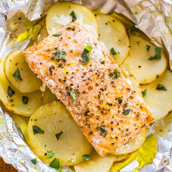 Easy Salmon And Potato Foil Packets