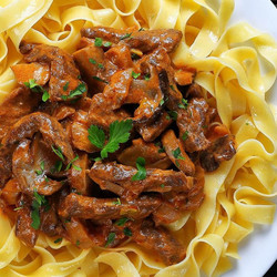 Beef Stroganoff easy main