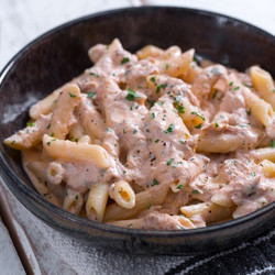 Penne Al Baffo Con Tonno