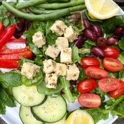 Mediterranean Salad with Marinated "Feta- style" Tofu