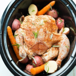 Slow Cooker Whole Chicken And Vegetables