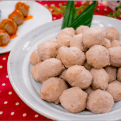 Homemade Asian Pork Meatballs (look Chin Moo)