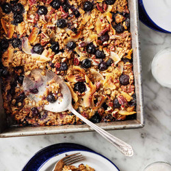 Baked Oatmeal (with banana on the bottom)