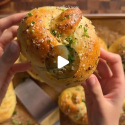 Giant Garlic Knots