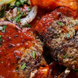 İnce Köfteli İskender Kebabı (thin Lamb Köfte Patties &amp; Bread Kebab With A Tomatoey, Yoghurt Sauce)