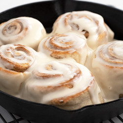 Small Batch Skillet Sourdough Discard Cinnamon Rolls