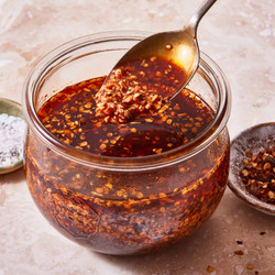 Copycat Trader Joes Chili Onion Crunch