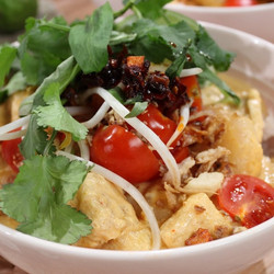 Coconut Chicken Laksa With Prawn Dumplings