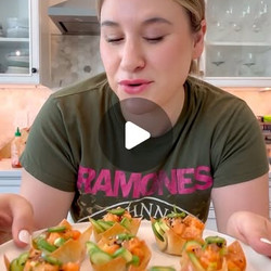 Spicy Salmon Wonton Cups